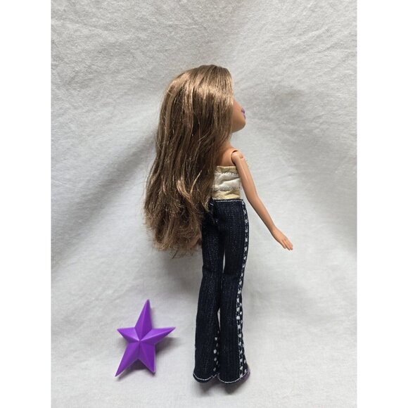 Bratz Yasmin Passion 4 Fashion 3rd Edition 2007 - Picture 7 of 11